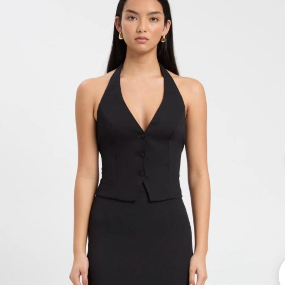 Kookai Elegant Black Sleeveless Vest